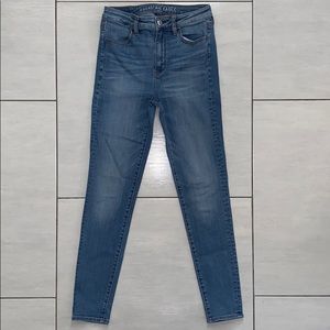 American Eagle Super Hi-Rise Jegging